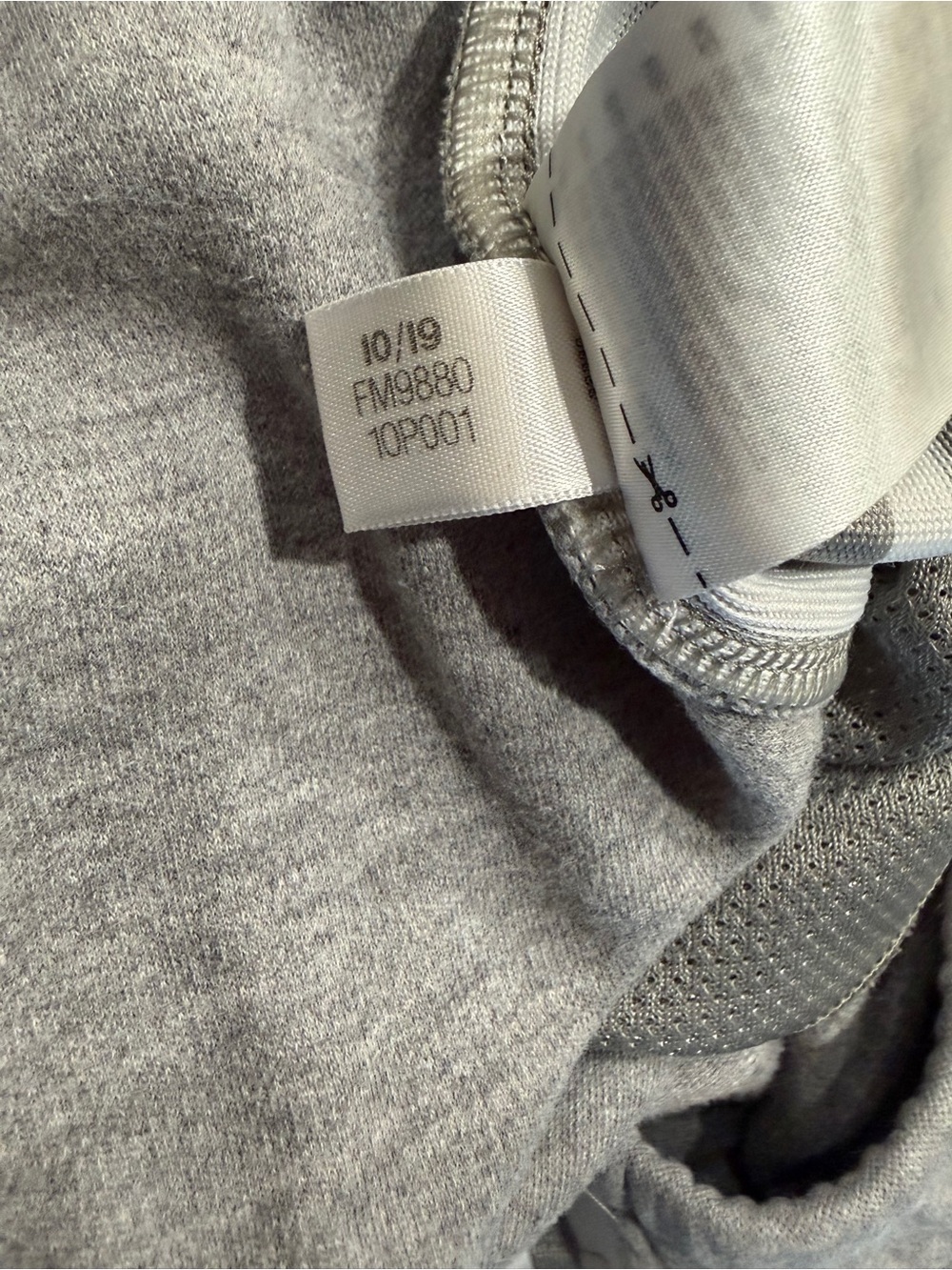 Adidas Originals Trefoil 3-Stripe Sweat Shorts Gray Sz L No Drawstring - Picture 4 of 4